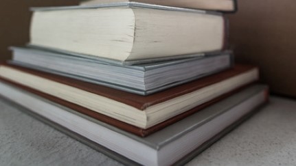 /staticassets/bsc-books-to-read-before-starting-business-09674_0420_tcm108-34756.jpeg