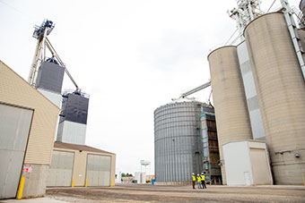 /staticassets/rtc-one-column-grainelevator-industrialbuildings_10220_1656_tcm108-17287.jpg